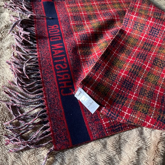 Dior Wool Scarf - Picture 4 of 8